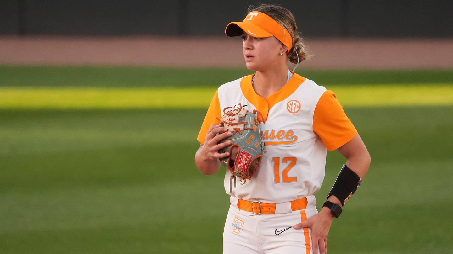 How to Watch: Tennessee Softball vs. Texas in the College World Series Opener