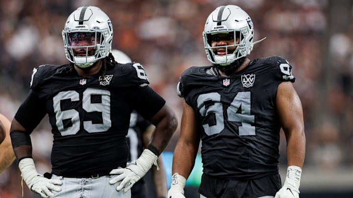 Cleveland Browns v Las Vegas Raiders