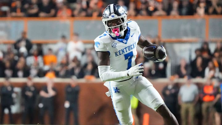 Kentucky wide receiver Barion Brown (7) with the ball during an NCAA college football game between Tennessee and Kentucky on Saturday, Nov. 2, 2024, in Knoxville, Tenn.