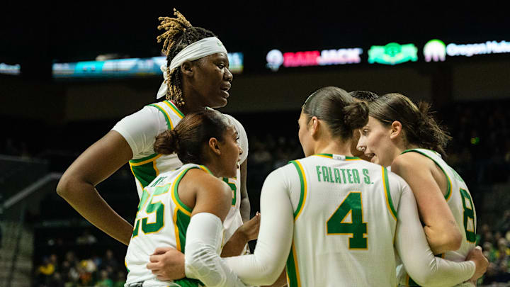 Phillipina Kyei, Deja Kelly, Nani Falatea, Elisa Mevius