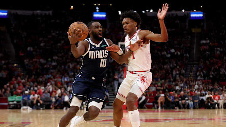 Dallas Mavericks v Houston Rockets