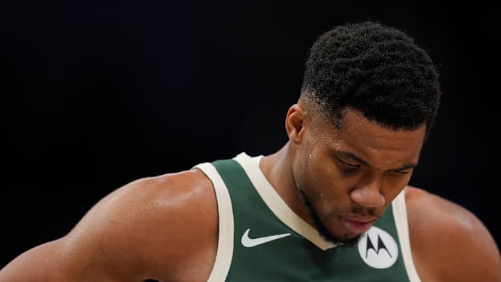 Sacramento Kings v Milwaukee Bucks Sacramento Kings v Milwaukee Bucks