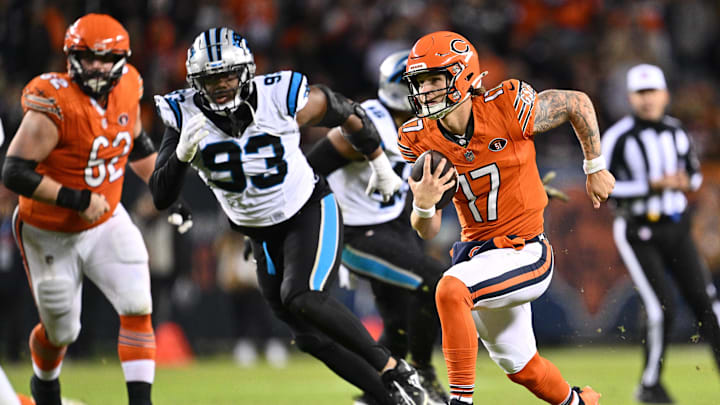 Chicago Bears quarterback Tyson Bagent (17) scrambles in the first half against the Carolina Panthers