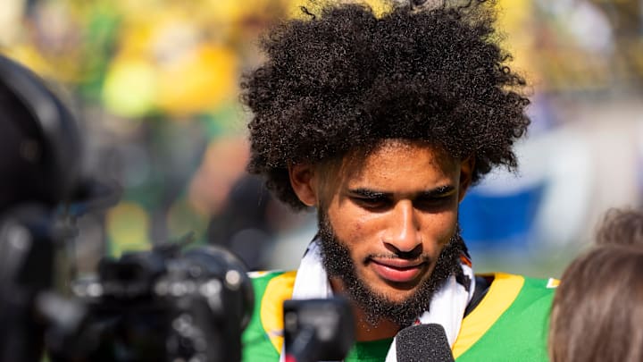 If Oregon keeps this up, Dante Moore is due for a lot more interviews.