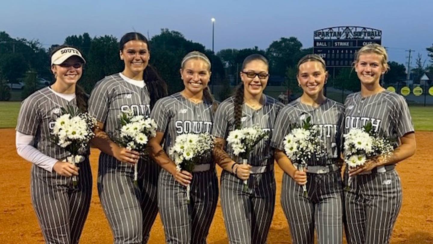 Inside South Warren’s Unbeaten Softball Season: Seniors Are Powering the Nation’s No. Team