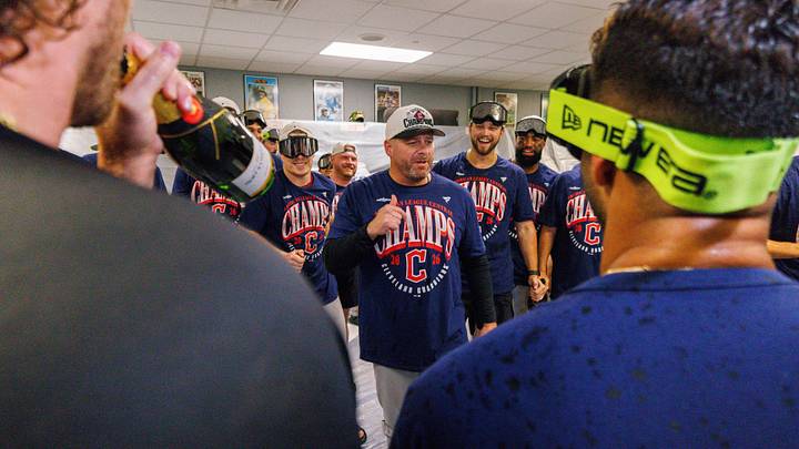 Sep 25, 2026: Cleveland Guardians manager Stephen Vogt speaks to the team after clinching the AL central division championship at Kauffman Stadium. Credit: William Purnell-Imagn Images Sep 25, 2026: Cleveland Guardians manager Stephen Vogt speaks to the team after clinching the AL central division championship at Kauffman Stadium. Credit: William Purnell-Imagn Images