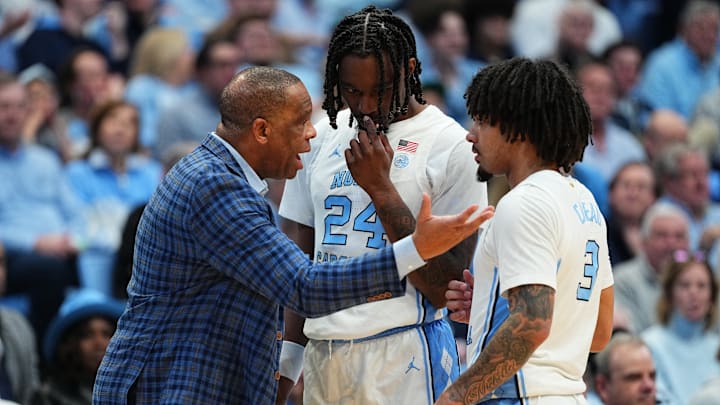 North Carolina Tar Heels HC Hubert Davis