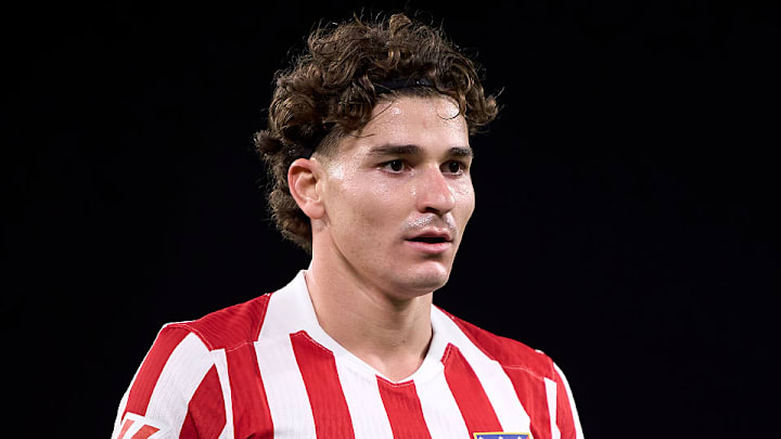 Julián Alvarez remains Barcelona’s dream striker. 