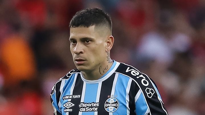 Contratado nesta temporada, Iturbe soma seis partidas com a camisa do Imortal