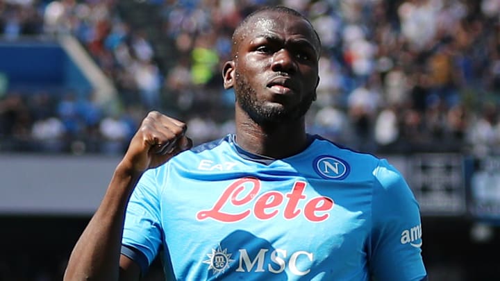 Kalidou Koulibaly aurait donné sa préférence. Kalidou Koulibaly aurait donné sa préférence.