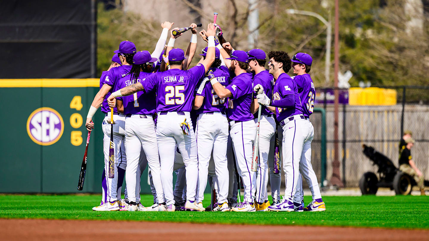 How It Happened: LSU Baseball Falls in 7-4 Game 1 Loss to Kentucky Wildcats