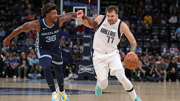 Dallas Mavericks v Memphis Grizzlies