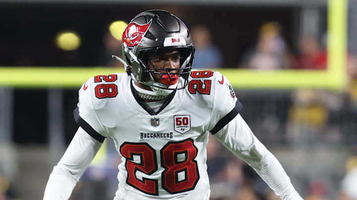 Shilo Sanders was waived by the Buccaneers on Sunday.