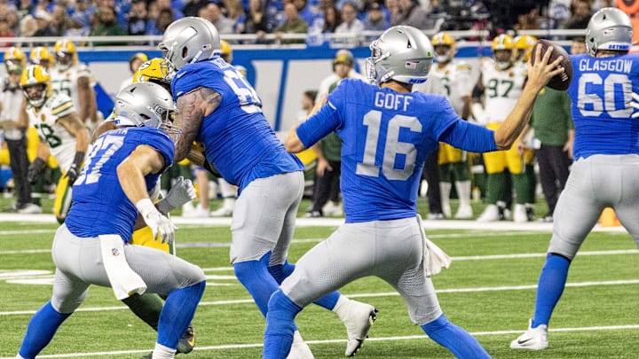 Nov 23, 2023; Detroit, Michigan, USA; Detroit Lions quarterback Jared Goff (16) passes the ball against the Green Bay Packers in the second quarter during the annual Thanksgiving Day game at Ford Field. Mandatory Credit: David Reginek-Imagn Images Nov 23, 2023; Detroit, Michigan, USA; Detroit Lions quarterback Jared Goff (16) passes the ball against the Green Bay Packers in the second quarter during the annual Thanksgiving Day game at Ford Field. Mandatory Credit: David Reginek-Imagn Images