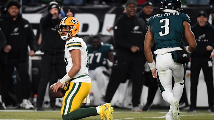 Green Bay Packers quarterback Jordan Love (10) reacts during a dreadful first half against the Philadelphia Eagles on Sunday.