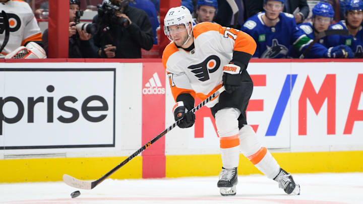 Philadelphia Flyers v Vancouver Canucks