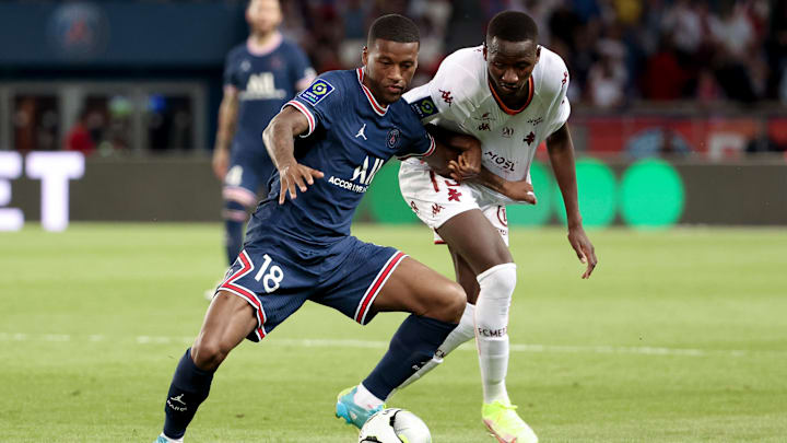 Meio-campista pode se tornar reforço da Roma de Mourinho