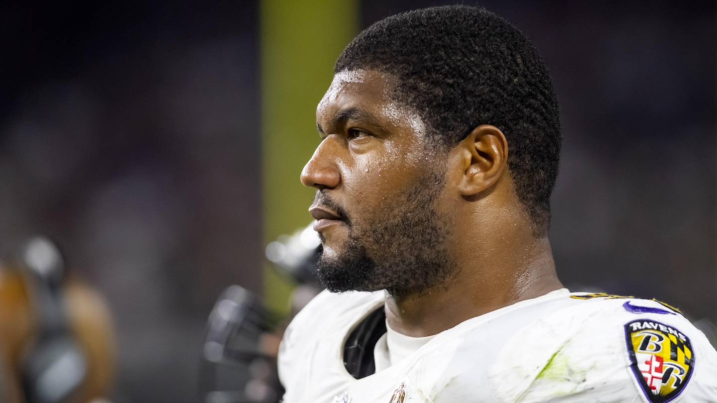 Ravens' Calais Campbell Preparing for What May Be His Last S