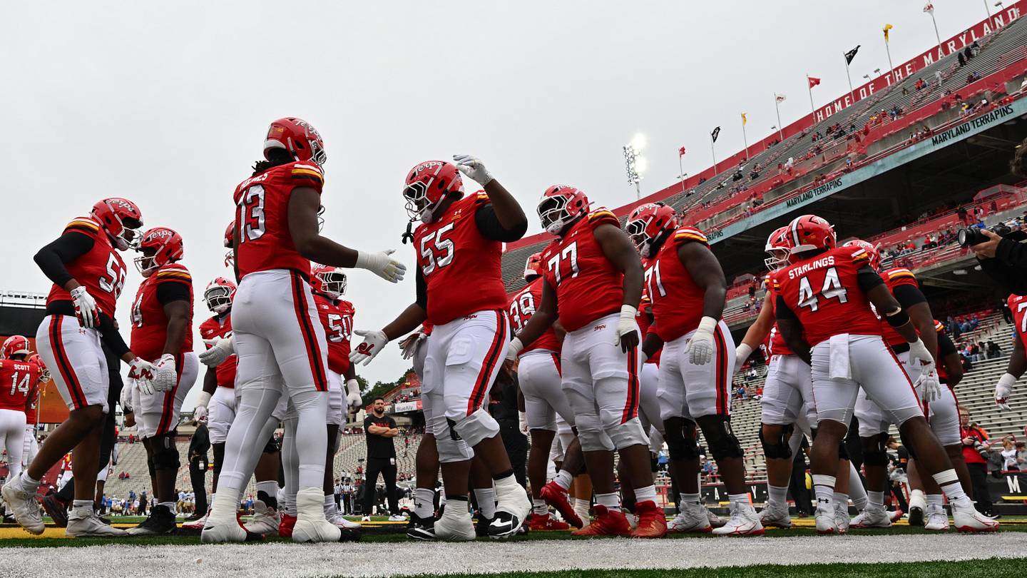 Photo: Sports Illustrated Nebraska Hosts Maryland Seeking First 5-0 Start Since 2016