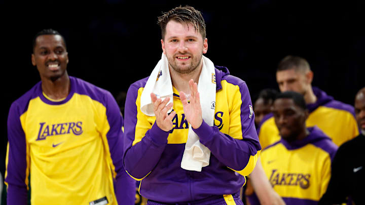 Los Angeles Lakers han ganado 15 de 21 partidos desde que adquirieron en cambio a Luka Doncic