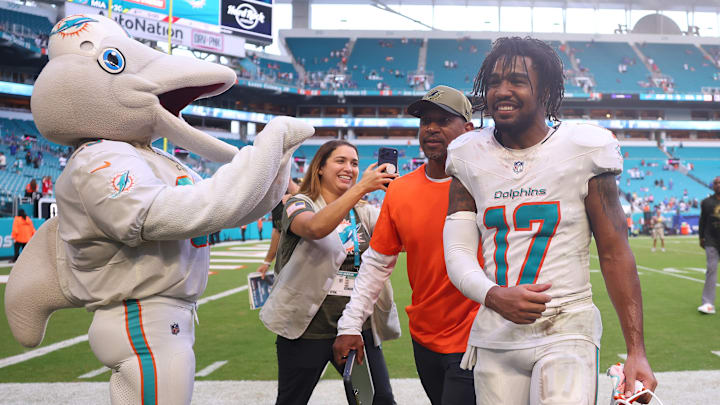 Buffalo Bills v Miami Dolphins