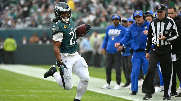 Philadelphia Eagles running back Saquon Barkley (26) runs the ball against the Los Angeles Rams during the first quarter at Lincoln Financial Field. Mandatory Credit: Eric Hartline-Imagn Images Philadelphia Eagles running back Saquon Barkley (26) runs the ball against the Los Angeles Rams during the first quarter at Lincoln Financial Field. Mandatory Credit: Eric Hartline-Imagn Images