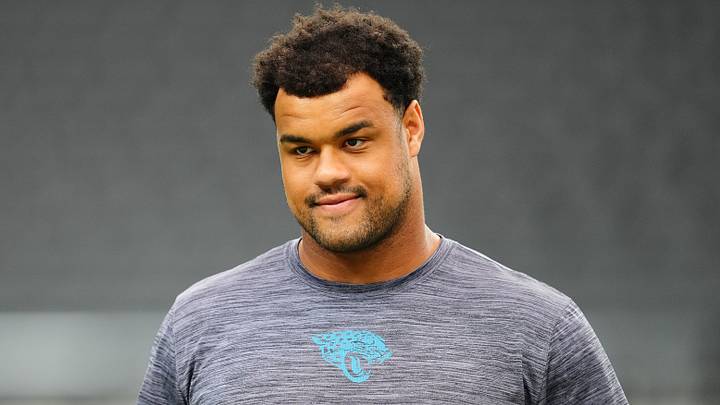 Jacksonville Jaguars - defensive lineman Arik Armstead