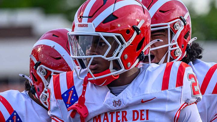 Can Mater Dei continue its dominance Bishop Gorman? Can Mater Dei continue its dominance Bishop Gorman?