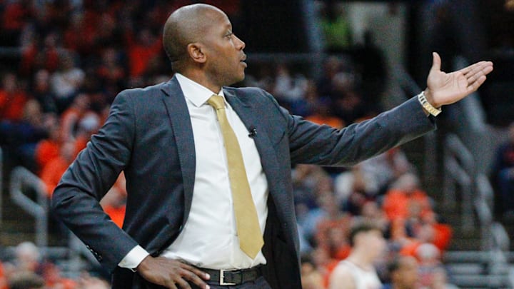 Dec. 22, 2025: St. Louis, Missouri, USA; Missouri Tigers head coach Dennis Gates gestures during the Braggin' Rights game against Illinois at the Enterprise Center. Dec. 22, 2025: St. Louis, Missouri, USA; Missouri Tigers head coach Dennis Gates gestures during the Braggin' Rights game against Illinois at the Enterprise Center.