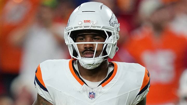 Denver Broncos WR Jaylen Waddle