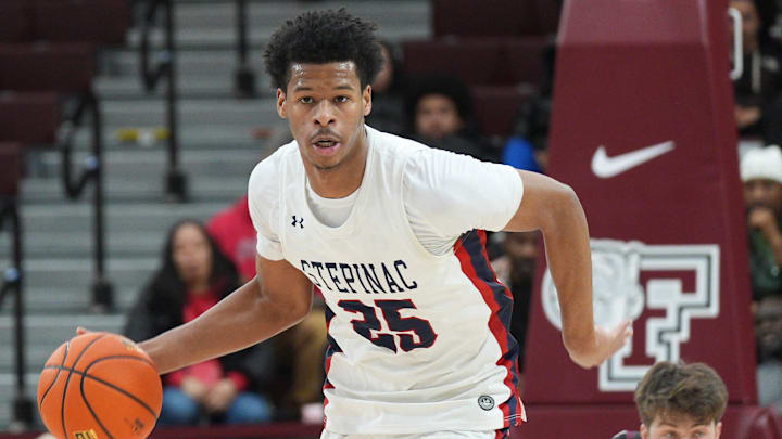 Stepinac’s Jasiah Jervis (25) during game against Iona during CHSAA AA quarterfinal at Fordham University in the Bronx March 1, 2026. Stepinac won the game 67-51. Stepinac’s Jasiah Jervis (25) during game against Iona during CHSAA AA quarterfinal at Fordham University in the Bronx March 1, 2026. Stepinac won the game 67-51.