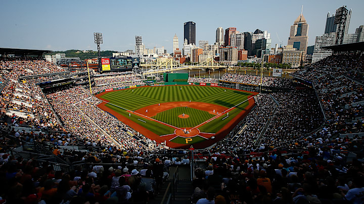 Cleveland Indians v Pittsburgh Pirates