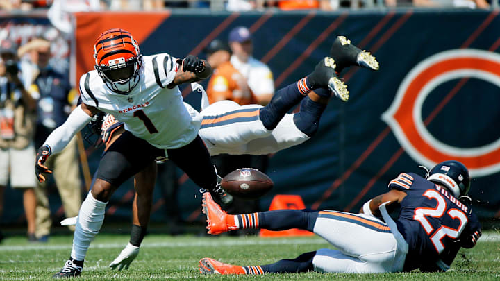 Ja'Marr Chase can't come up with a pass from QB Joe Burrow in the Bengals' last game against the Bears in 2021. Ja'Marr Chase can't come up with a pass from QB Joe Burrow in the Bengals' last game against the Bears in 2021.