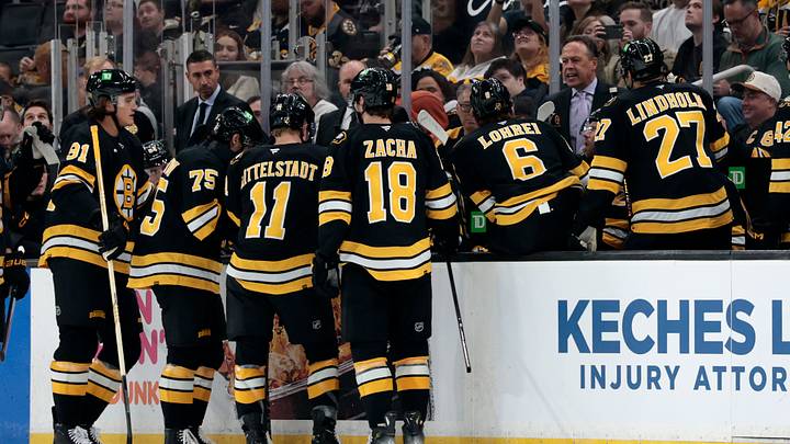 NHL: OCT 05 Senators at Bruins