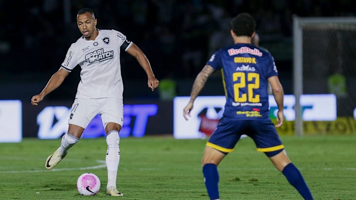 Fogão joga em casa nesta terça-feira Fogão joga em casa nesta terça-feira