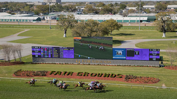 Fairgrounds, Horse Racing