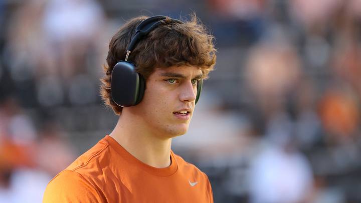 Texas Longhorns quarterback Arch Manning Texas Longhorns quarterback Arch Manning