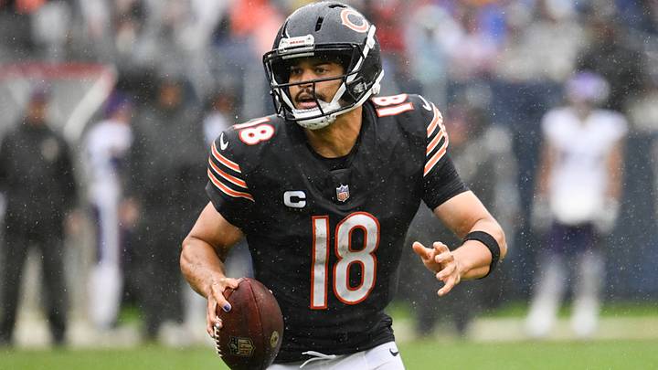 Chicago Bears quarterback Caleb Williams (18) scrambles against the Minnesota Vikings during the second half at Soldier Field. Mandatory Credit: Matt Marton-Imagn Images Chicago Bears quarterback Caleb Williams (18) scrambles against the Minnesota Vikings during the second half at Soldier Field. Mandatory Credit: Matt Marton-Imagn Images