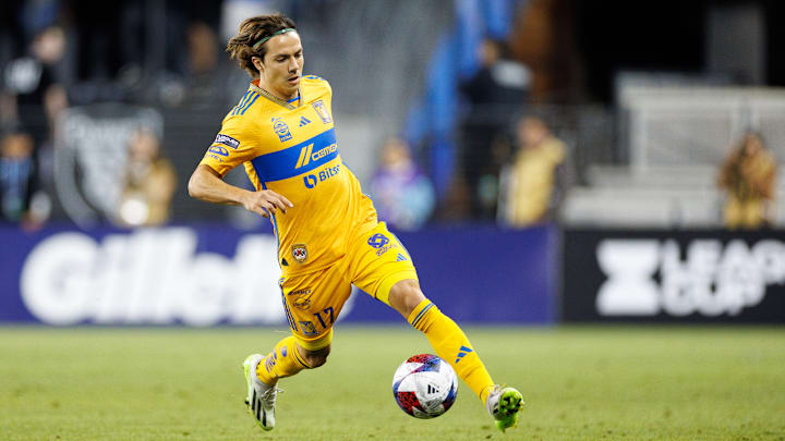 Sebastián Córdova sufrió una lesión ante Gallos Blancos