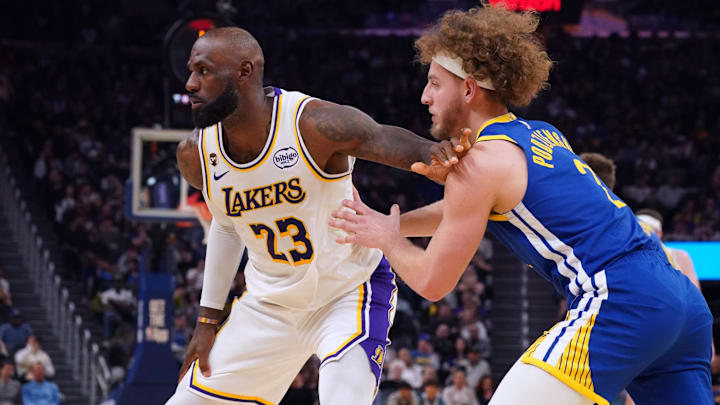 LeBron James sigue sonando para unirse a los Warriors si deja a los Lakers