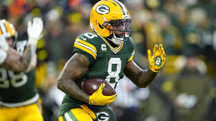 Dec 7, 2025; Green Bay, Wisconsin, USA; Green Bay Packers running back Josh Jacobs (8) during the game against the Chicago Bears at Lambeau Field. Dec 7, 2025; Green Bay, Wisconsin, USA; Green Bay Packers running back Josh Jacobs (8) during the game against the Chicago Bears at Lambeau Field.