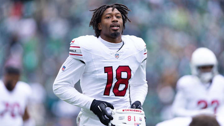 Dec 31, 2023; Philadelphia, Pennsylvania, USA; Arizona Cardinals linebacker BJ Ojulari (18) before action against the Philadelphia Eagles at Lincoln Financial Field. Mandatory Credit: Bill Streicher-Imagn Images Dec 31, 2023; Philadelphia, Pennsylvania, USA; Arizona Cardinals linebacker BJ Ojulari (18) before action against the Philadelphia Eagles at Lincoln Financial Field. Mandatory Credit: Bill Streicher-Imagn Images
