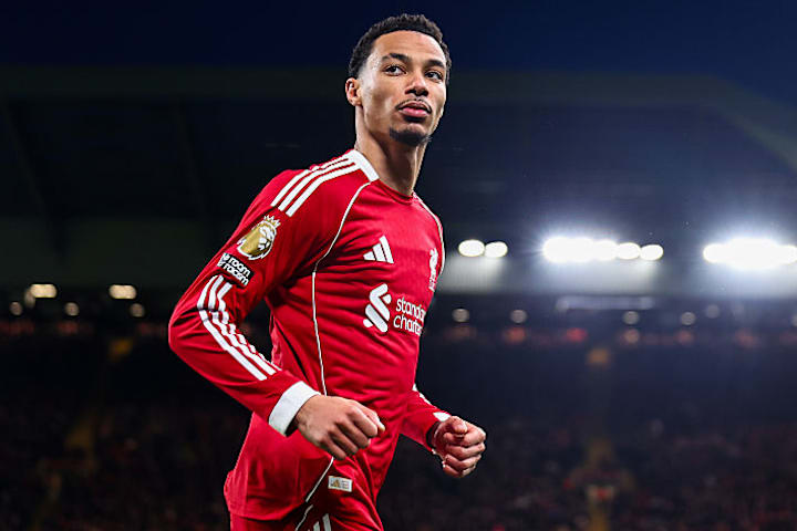 ฮูโก้ เอกิติเก้