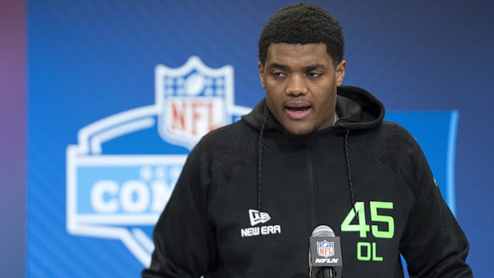 Mar 1, 2025; Indianapolis, IN, USA; Alabama A&M offensive lineman Carson Vinson (OL45) answers questions at a press conference during the 2025 NFL Combine at Indiana Convention Center. Mandatory Credit: Jacob Musselman-Imagn Images Mar 1, 2025; Indianapolis, IN, USA; Alabama A&M offensive lineman Carson Vinson (OL45) answers questions at a press conference during the 2025 NFL Combine at Indiana Convention Center. Mandatory Credit: Jacob Musselman-Imagn Images