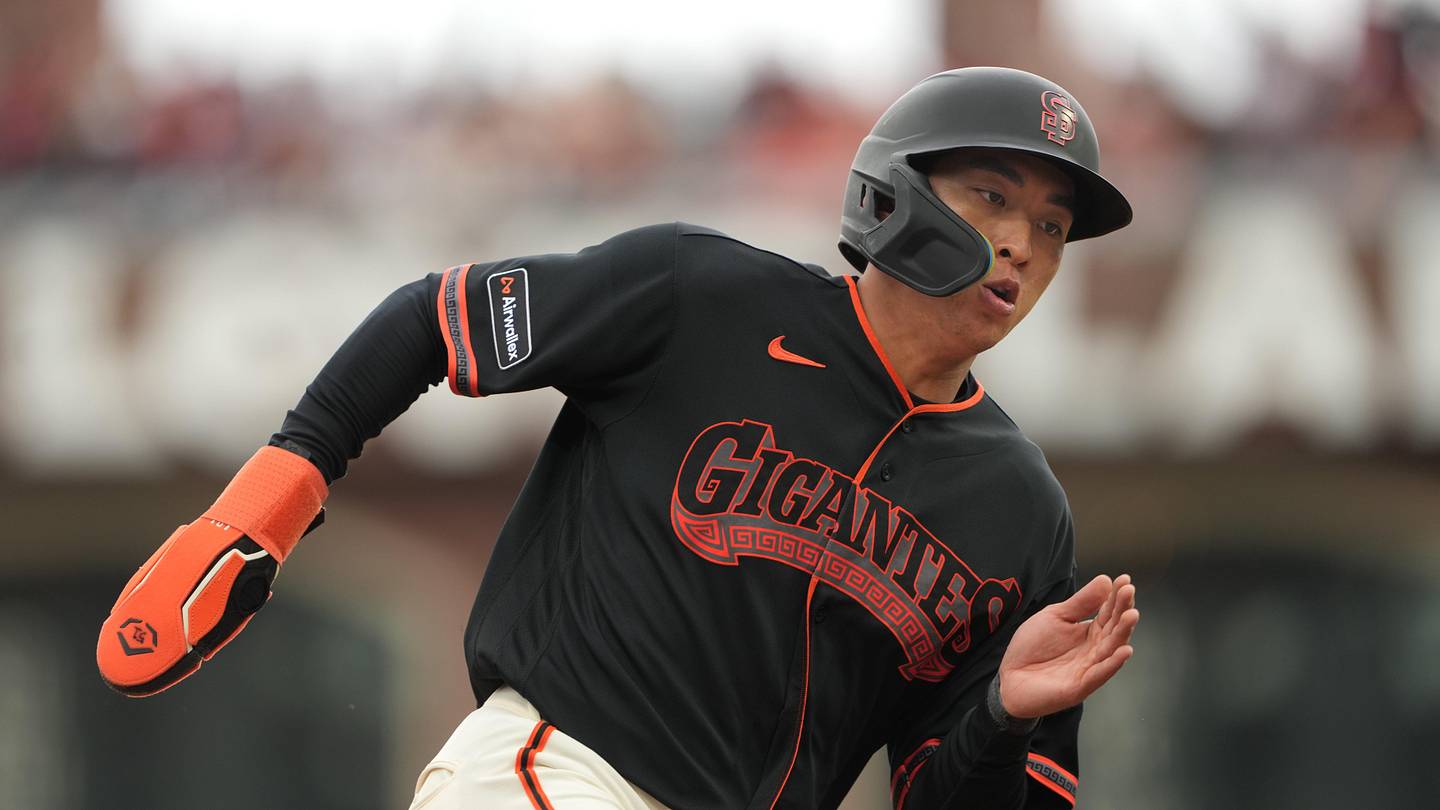 Giants outfielder Jung Hoo Lee has emerged as an offensive difference maker