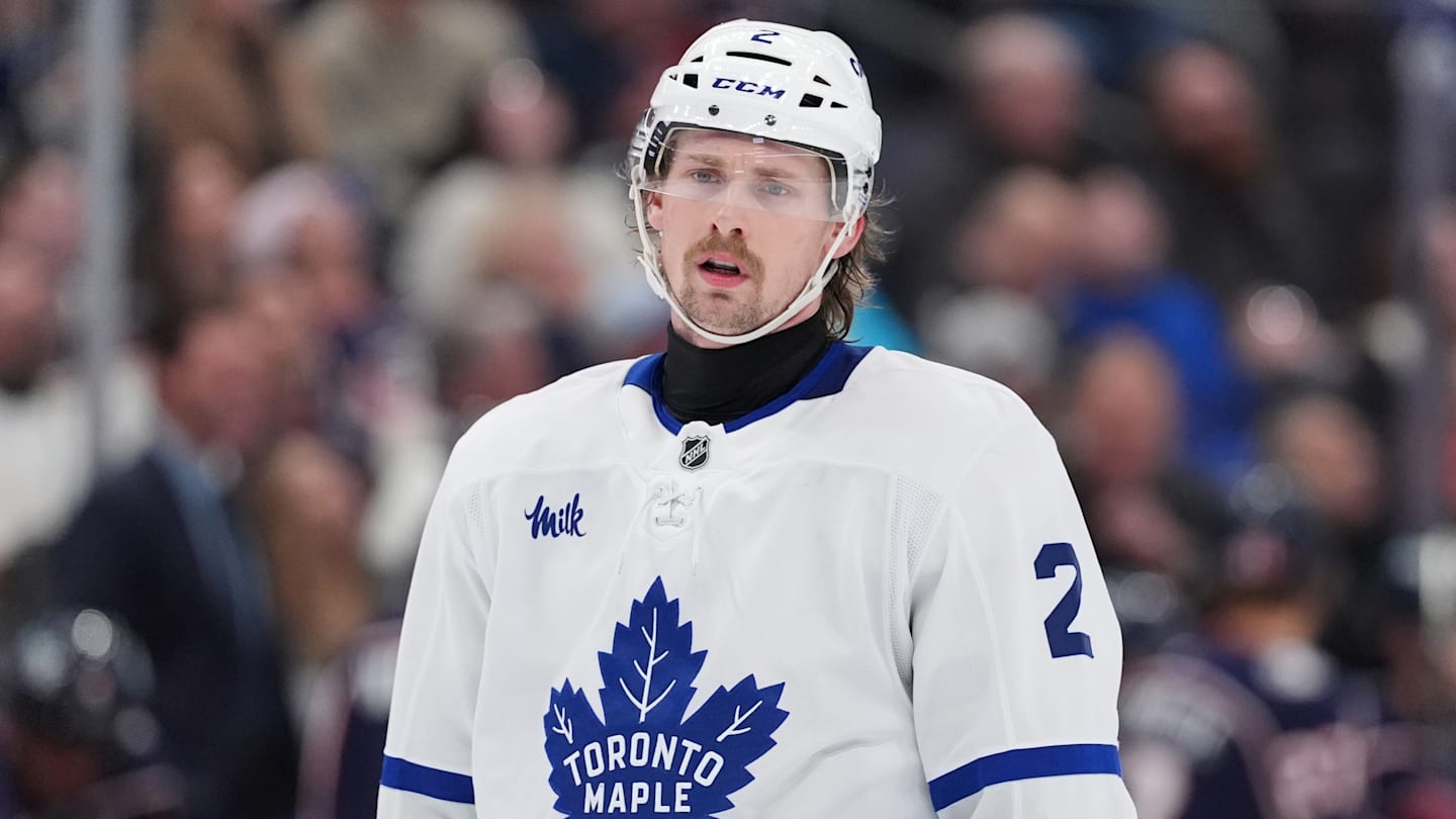Physical defenseman returns to Maple Leafs lineup