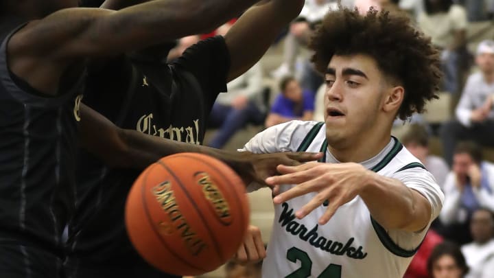 UNC basketball recruiting target Malachi Moreno UNC basketball recruiting target Malachi Moreno