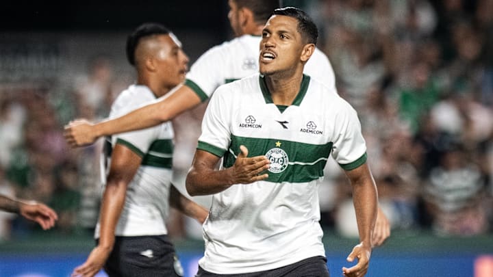 Pedro Rocha fez o gol da vitória contra o Remo Pedro Rocha fez o gol da vitória contra o Remo
