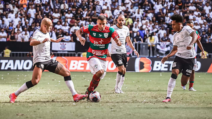Corinthians e Portuguesa ficaram no empate em 0 a 0 no Mané Garrincha