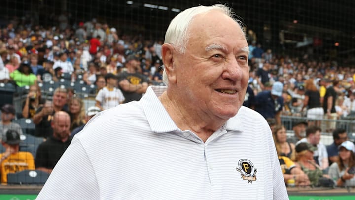 Jul 5, 2022; Pittsburgh, Pennsylvania, USA; Pittsburgh Pirates former second baseman and Baseball Hall of Fame member Bill Mazeroski looks on before throwing out a ceremonial first pitch as the Pirates host the New York Yankees at PNC Park. Mandatory Credit: Charles LeClaire-Imagn Images Jul 5, 2022; Pittsburgh, Pennsylvania, USA; Pittsburgh Pirates former second baseman and Baseball Hall of Fame member Bill Mazeroski looks on before throwing out a ceremonial first pitch as the Pirates host the New York Yankees at PNC Park. Mandatory Credit: Charles LeClaire-Imagn Images